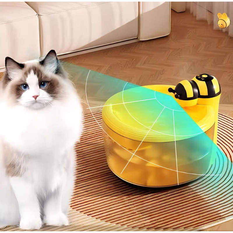 Automatic water fountain for pets in bee design